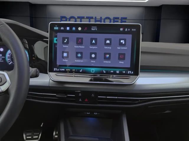 Volkswagen Golf 1.5 eTSI DSG