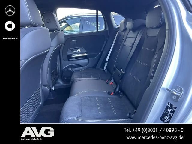 Mercedes-Benz GLA 200 AMG Line