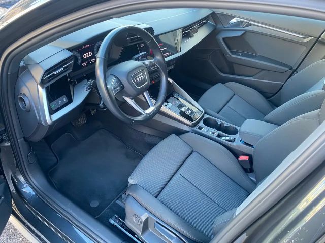 Audi A3 30 TFSI Sedan