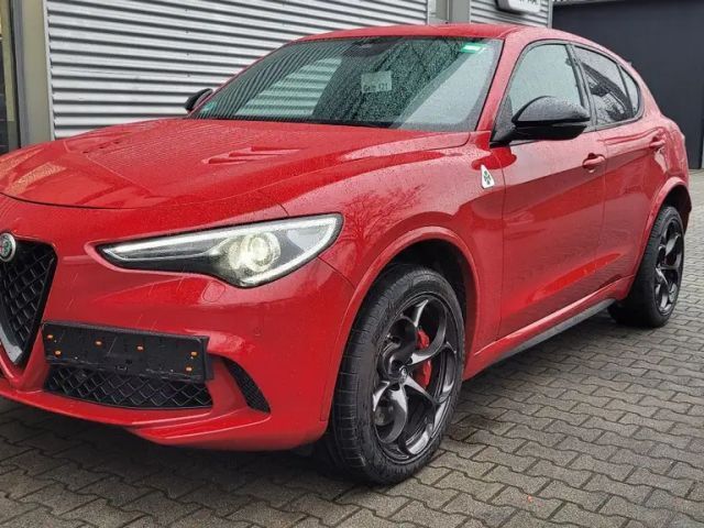 Alfa Romeo Stelvio Q4 Quadrifoglio