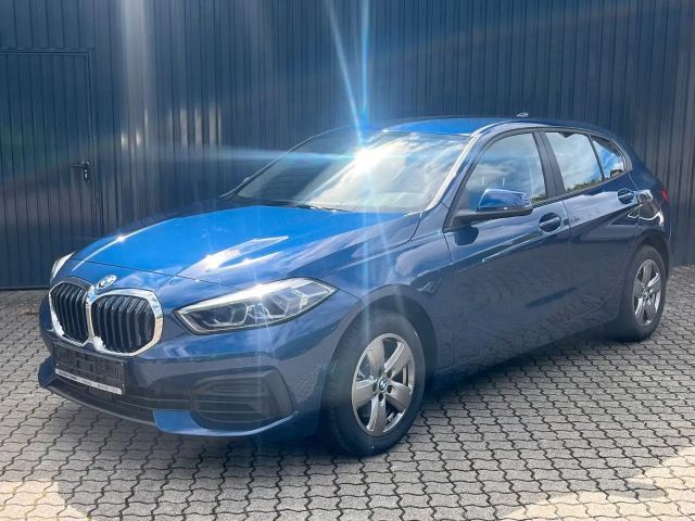 BMW 116 116i 5-deurs Sedan