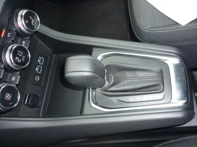 Renault Captur EDC Evolution TCe 140