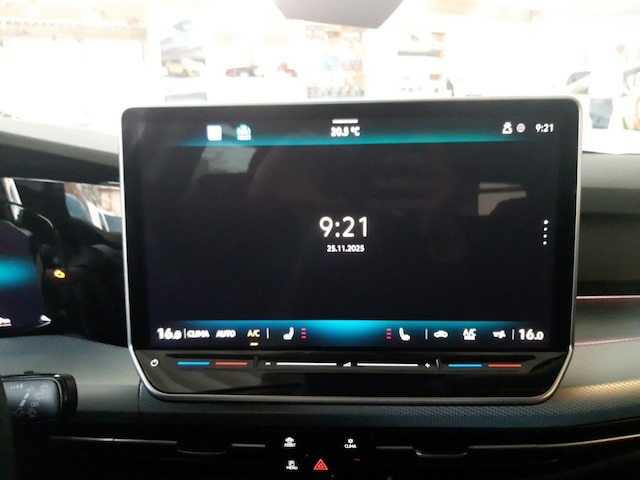 Volkswagen Golf DSG Life Variant