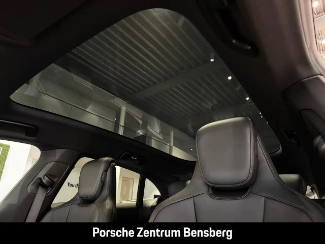 Porsche Taycan 4 Cross Turismo