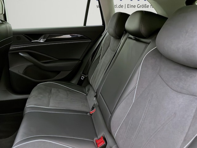 Volkswagen Passat 1.5 eTSI Business DSG