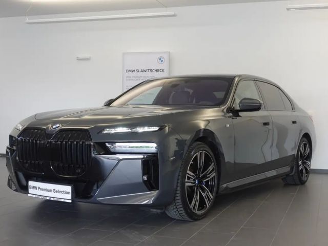 BMW i7 G70 Sedan xDrive60