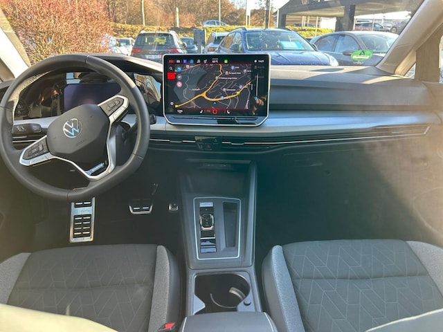 Volkswagen Golf 1.5 eTSI DSG Golf VIII