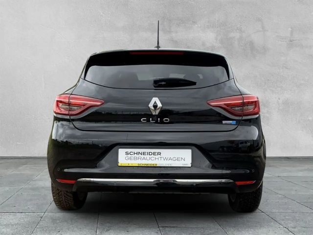 Renault Clio E-Tech Hybrid Intens