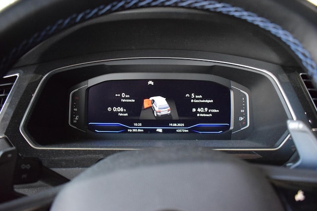 Volkswagen Tiguan 2.0 TSI DSG