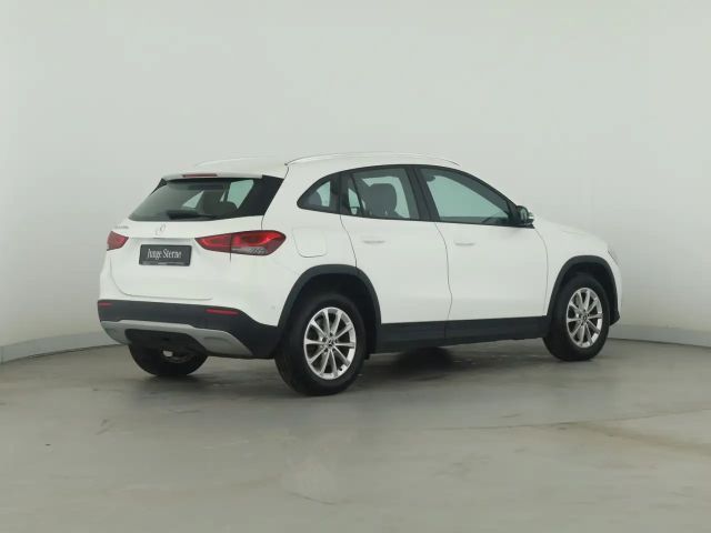 Mercedes-Benz GLA 250 GLA 250 e