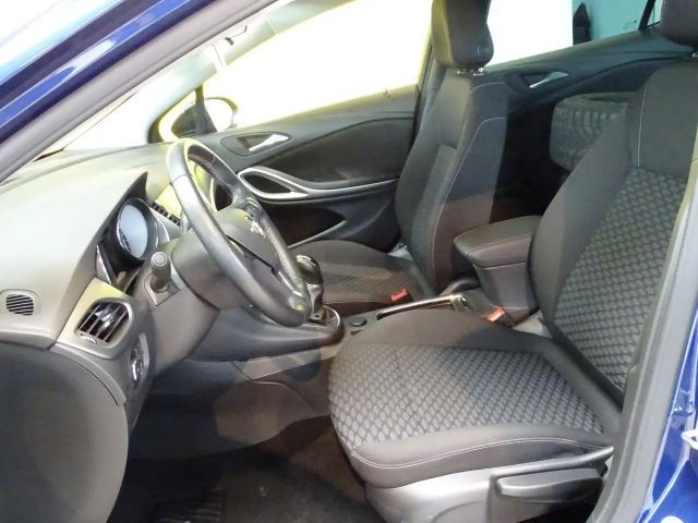 Opel Astra 1.2 Turbo Edition Turbo