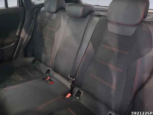 Mercedes-Benz GLA 250 4MATIC AMG Line