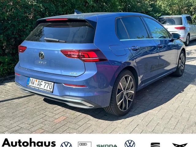 Volkswagen Golf 1.5 eTSI