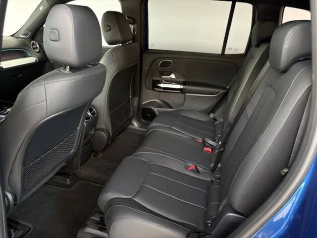 Mercedes-Benz EQB 300 4MATIC Progressive