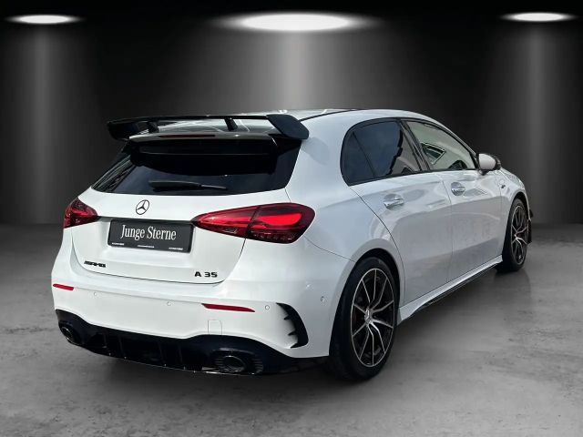 Mercedes-Benz A 35 AMG AMG Line