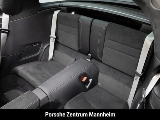 Porsche 992 4 Coupé GTS Targa