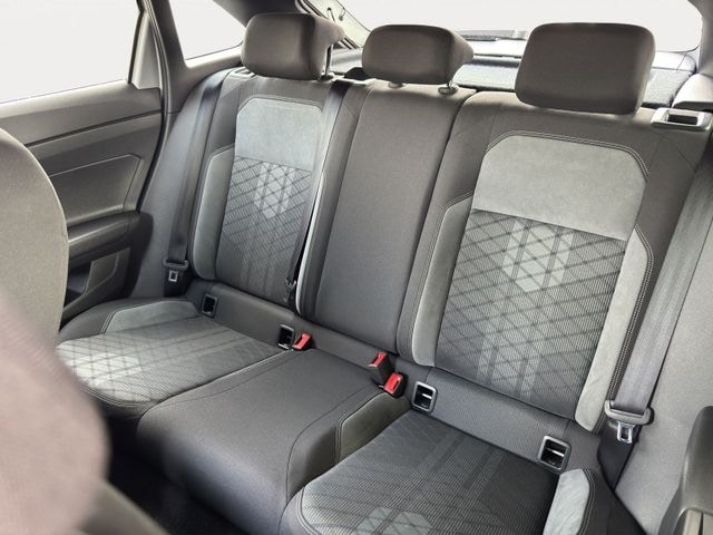 Volkswagen Taigo 1.0 TSI R-Line