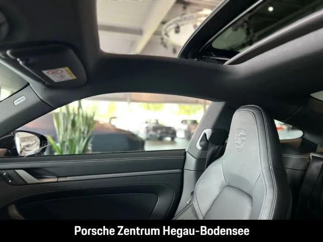 Porsche 992 Carrera Coupé