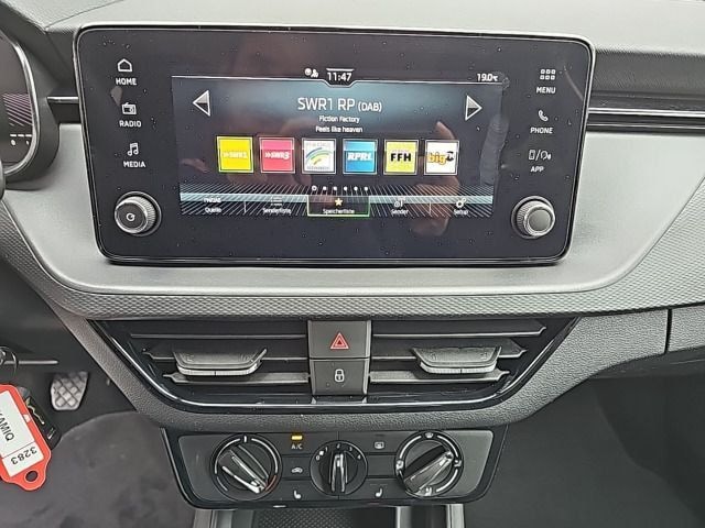 Skoda Kamiq KAMIQ Essence 1,0 TSI 70 kW 5-Gang mech.