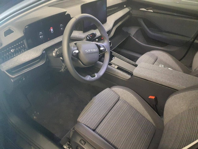 Skoda Superb 2.0 TDI Combi Selection