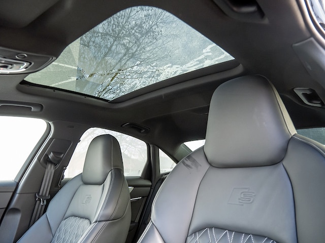 Audi S6 Quattro Sedan