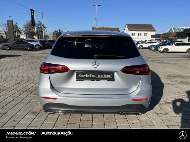Mercedes-Benz B 250 4MATIC Progressive