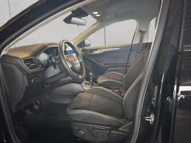 Ford Focus Cool & Connect EcoBoost Wagon