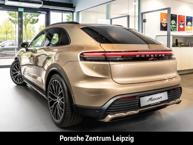 Porsche Macan 4