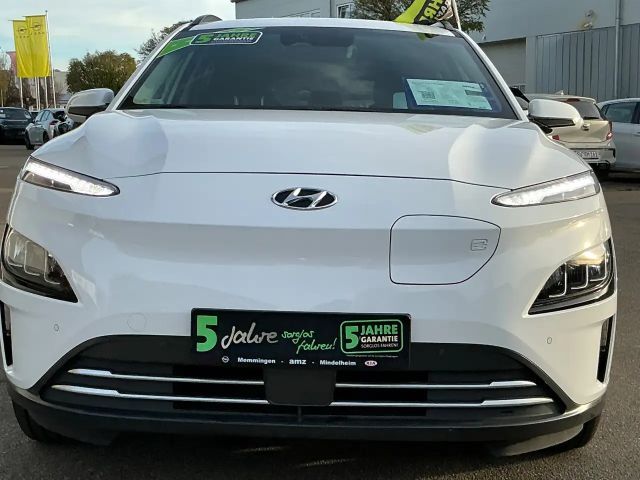 Hyundai Kona 64 kWh Electric