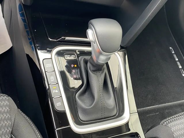 Kia Ceed CRDi Hybrid Vision