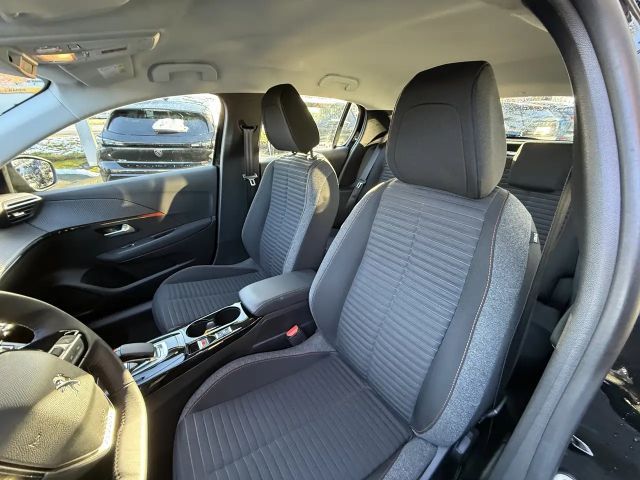 Peugeot E-208 Active Pack