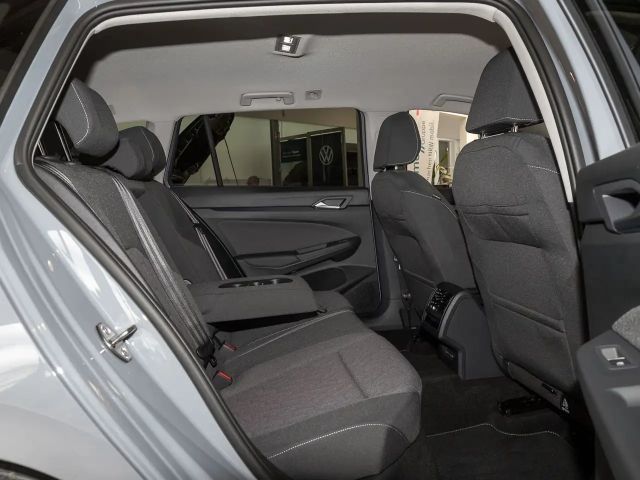 Volkswagen Golf 1.5 TSI Life Variant