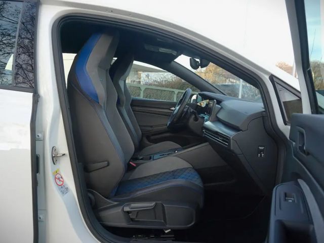 Volkswagen Golf 4Motion Golf VIII IQ.Drive