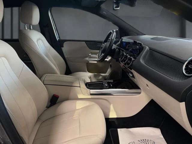 Mercedes-Benz B 200 Progressive