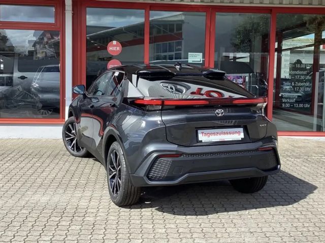 Toyota C-HR Hybride Team D