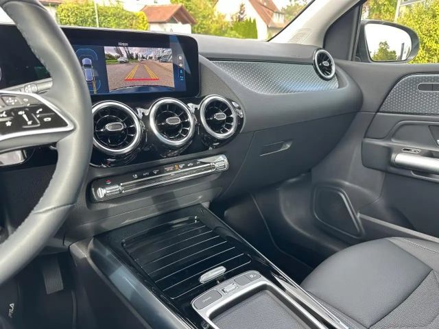 Mercedes-Benz B 200 Progressive