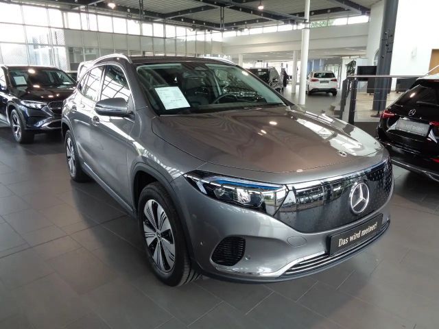 Mercedes-Benz EQA 300