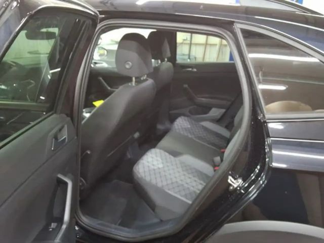 Volkswagen Taigo 1.0 TSI DSG IQ.Drive R-Line