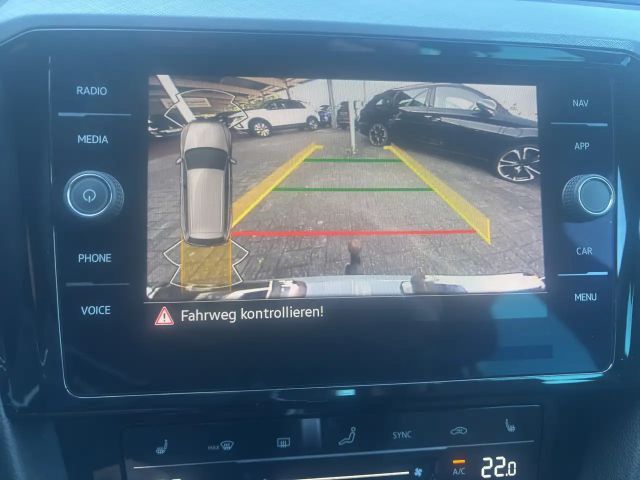 Volkswagen Passat 2.0 TDI Business DSG Variant