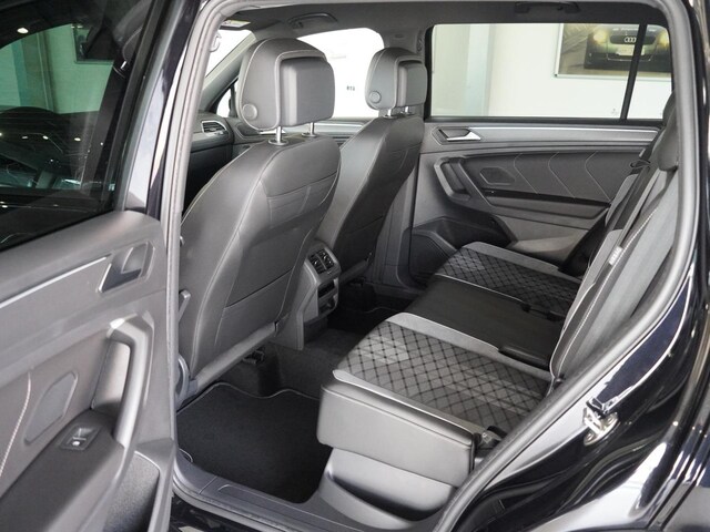 Volkswagen Tiguan Allspace DSG R-Line Style