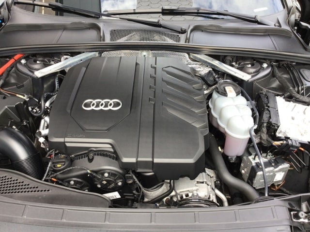 Audi A4 45 TFSI Avant Quattro S-Line S-Tronic