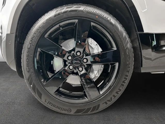 Land Rover Defender 110 Dynamic HSE