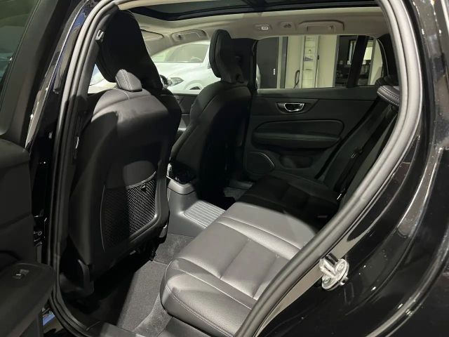 Volvo V60 AWD Dark Plus Recharge T6