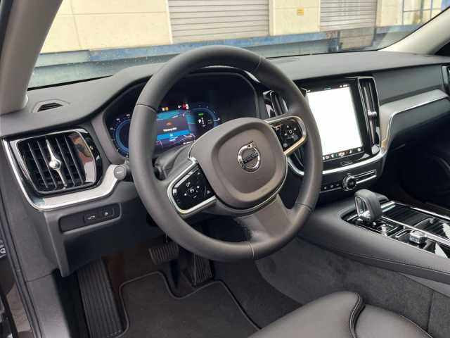 Volvo V60 AWD Dark Plus T8