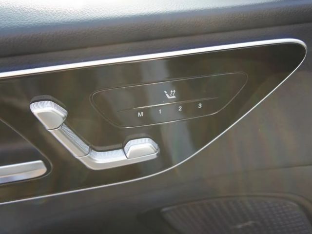 Mercedes-Benz C 180 AVANTGARDE