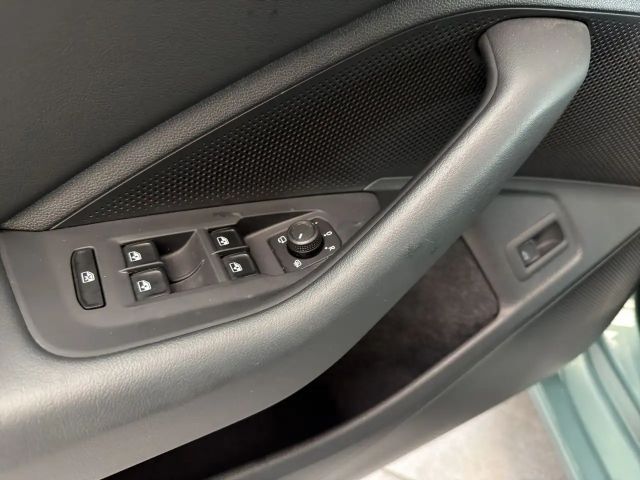 Volkswagen Passat 2.0 TDI Business DSG Variant