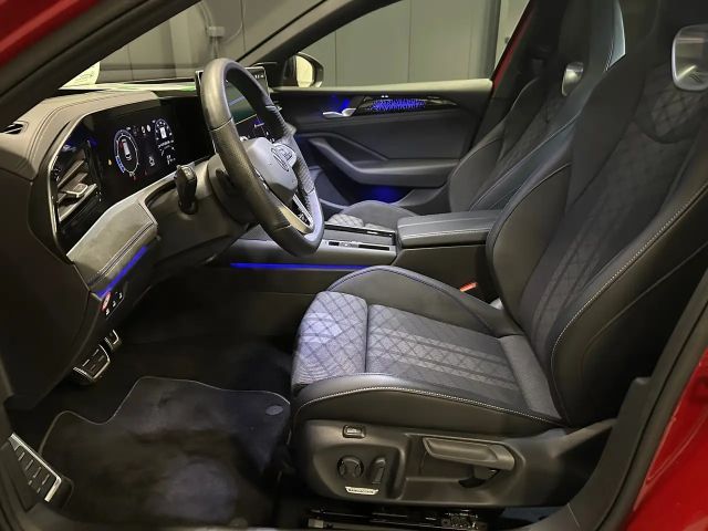 Volkswagen Passat R-Line Style Variant