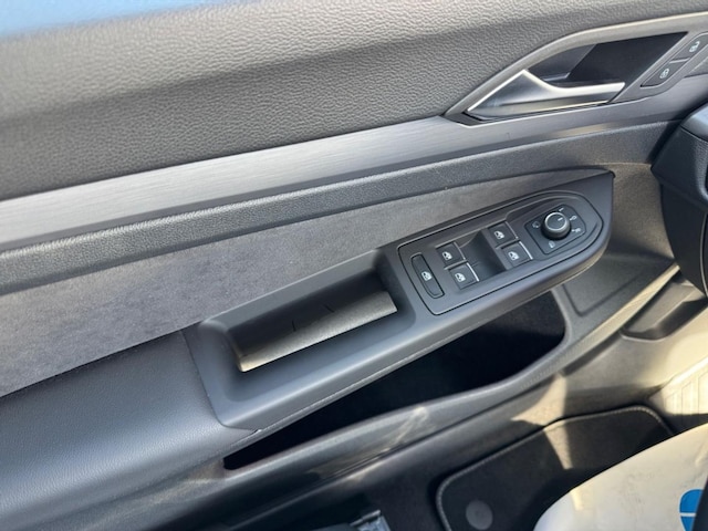 Volkswagen Golf 1.5 eTSI Golf VIII Style