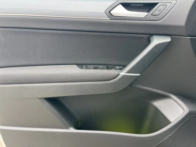 Volkswagen Touran 1.5 TSI DSG