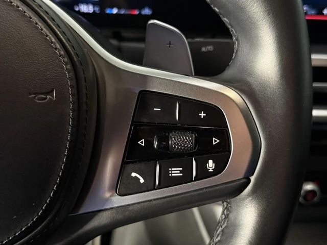 BMW 320 320d M-Sport Sedan